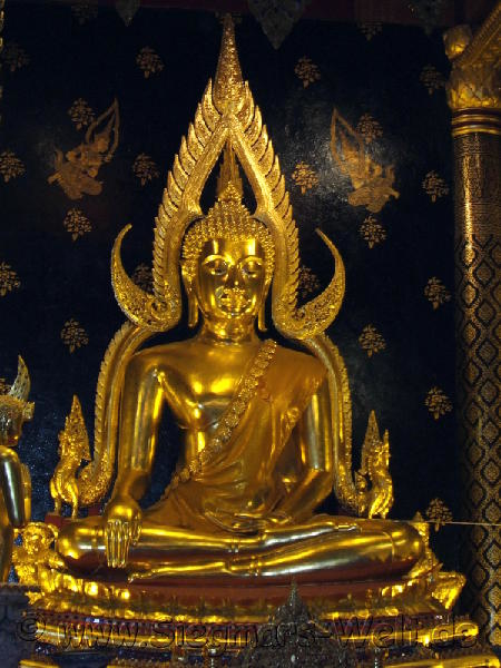 Phra Buddha Chinarat