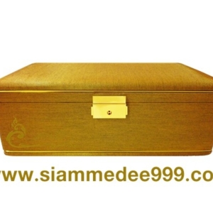 กล่องใส่พระ ผ้าไหมสีทอง
สนใจโทรสอบถามเพิ่มเติมได้ค่ะ
Tel. 081-641-9534 
Tel. 089-514-5105 (หยก)
ดูสินค้าเพิ่มเติมได้ที่ www.siammedee999.com
Line