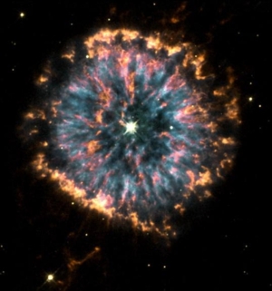 28The Glowing Eye Nebula NGC 6751