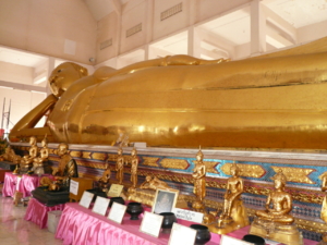 พระพุทธไสยาสน์ ใหญ่ที่สุดของภาคตะวันออก