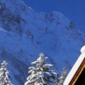 HouseSnow