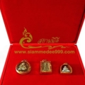 5กล่องใส่พระ ผ้าไหม (สีแดง) กล่องเครื่องราง 
ขนาดพกพา(พระไม่กลิ้ง)
เก็บพระเครื่อง และ เครื่องราง ได้หลายแบบ
ขนาดกล่อง 19.5 x 20 x 4 cm. (กว้าง x ยา