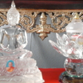 รูปนี้เป็นพระพุทธรูปแก้วครับ

บูชามาจากวัดท่าซุงเหมือนกันครับ